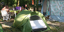 Pitch rental for tent, caravan and motor home located in the Lot