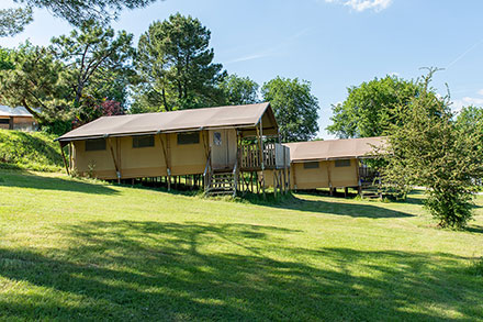 Lodges rental located in the Lot