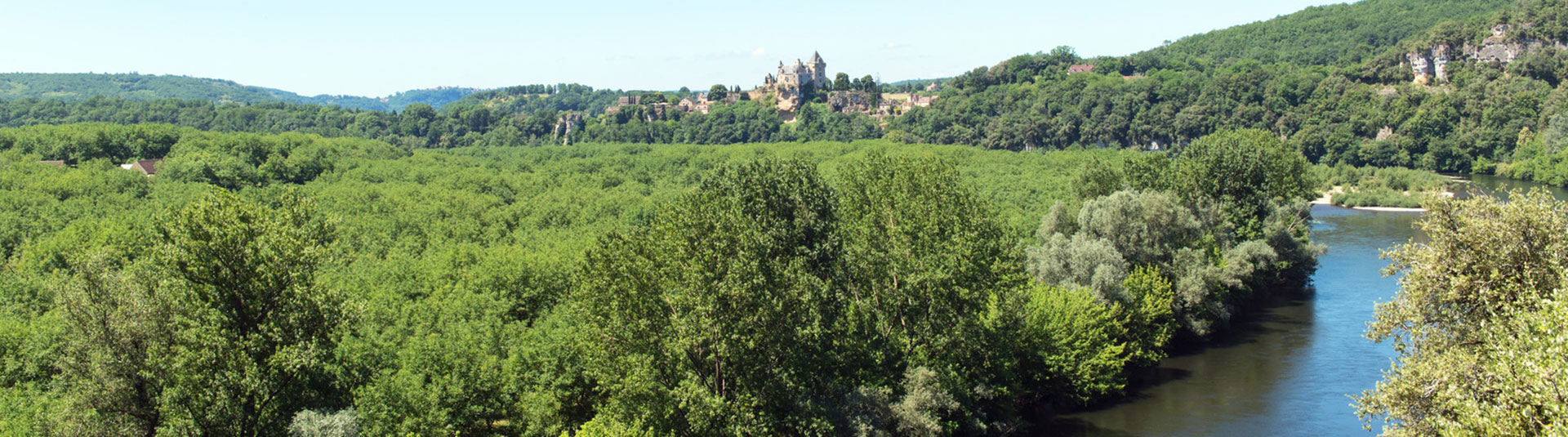 Camping en el Lot cerca del valle de la Dordogne